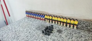 Figuras Futbolín (Azules y Amarillas)