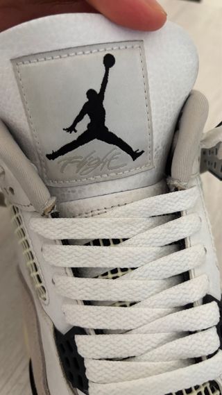 Jordan 4 Retro Blanco/Gris Neutro Talla 40