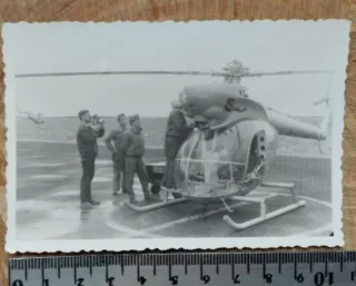 Fotografía antigua helicóptero militar AC-12