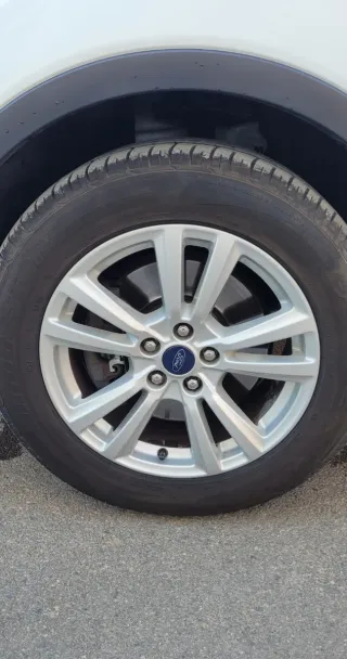 Llantas y neumaticos Ford 235/55 R17