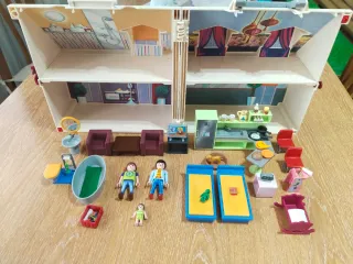 Casa Playmobil 70985 Nueva