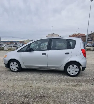 Mitsubishi Colt 2009
