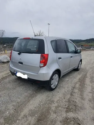 Mitsubishi Colt 2009