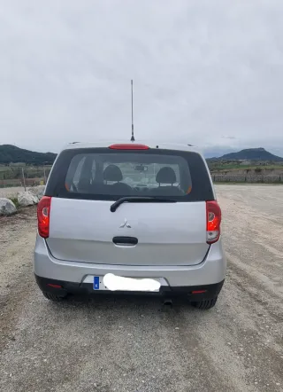 Mitsubishi Colt 2009