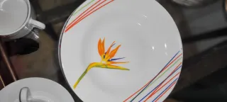 Vajilla 3 servicios con flores