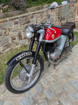 Montesa Impala Turismo 4M