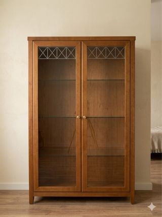 Vitrina de cristal y madera maciza