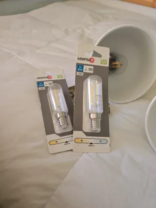 2 Lampade da Parete Ikea