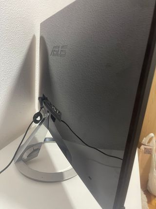 Monitor ASUS 24” Diseño Moderno