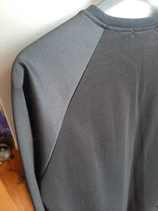 Jersey Negro Talla M con Cremallera