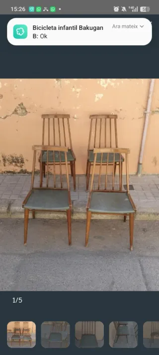 Due Sedie Nordiche in Legno e Tessuto