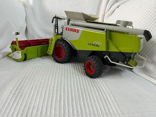 Claas Lexion 770 modificada Siku 1/32