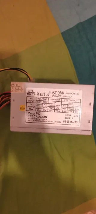 Placa Base Gigabyte i3 6100 +  4GB DDR4 + Fuente