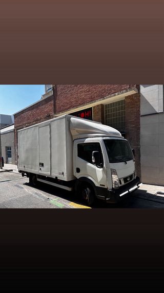 Mudanzas y portes baratos Madrid → Toda España 24h