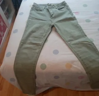 Pantalón verde chica