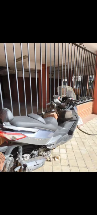 SYM JOYMAX 125 gris