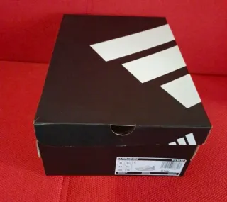 Scarpe Adidas Ultimashow Tg. 44