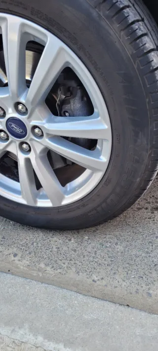 Ruedas completas Ford