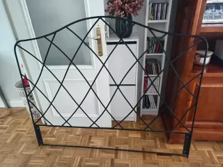 Cabecero de forja negro