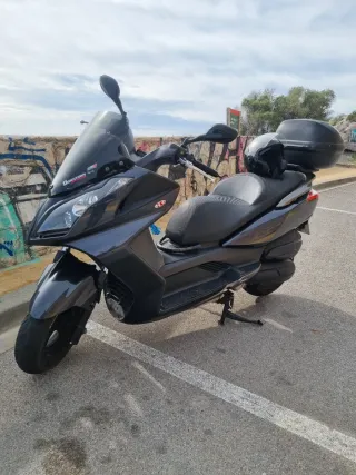 Kymco Superdink 125cc Negra/Gris