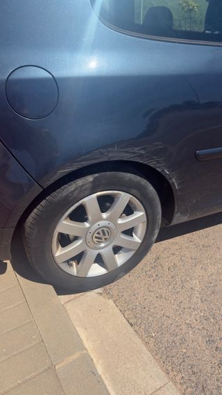 Volkswagen Golf 2004