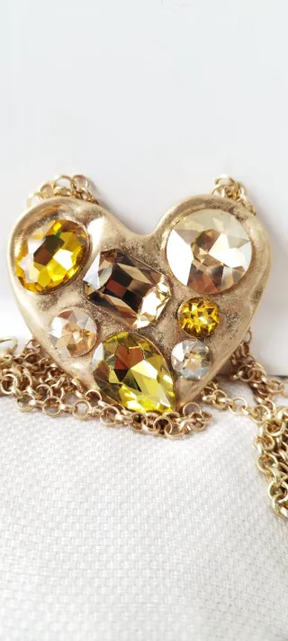 Collana Max Mara cuore con pietre dorate