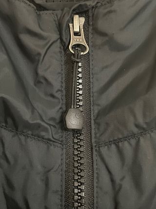 Chaqueta Carhartt Negra con Capucha