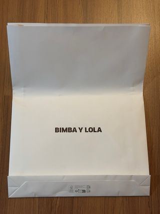 Bolsa de papel sin asas BIMBA Y LOLA letras reliev