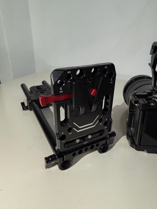 Sony ZV-E10 + Lente 18-105mm F4