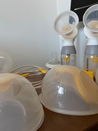 Medela Swing Maxi sacaleches dos completos