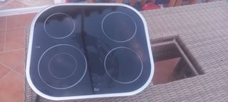 Cocina vitrocerámica + extractor + horno