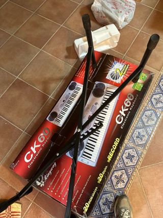 Teclado Electrónico Ringway CK60