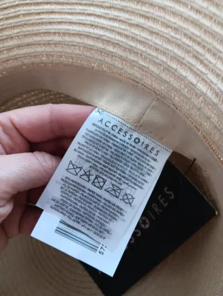 Sobrero beige de paja