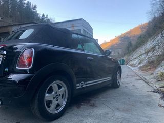 MINI Cabrio 2010
