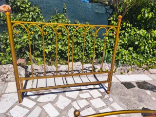 Juego habitación: 2 mesitas + cabecero