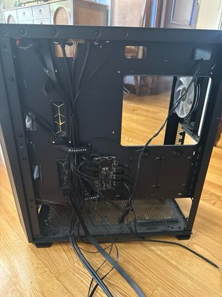 Torre Forgeon Arcanite ATX + 4 ventiladores 140mm