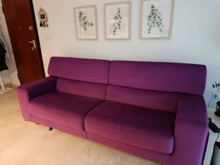 Sofá 4 plazas color berenjena