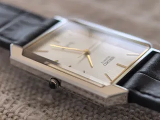 Seiko Dolce Tank 9521 5060 Silver Hard Alloy 1983