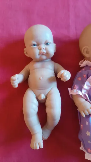 Lote 4 muñecos bebé