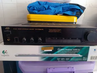 Amplificador JVC AX-222  Integrado + Altavoces