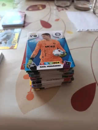 Lote cromos Adrenalyn XL 2026