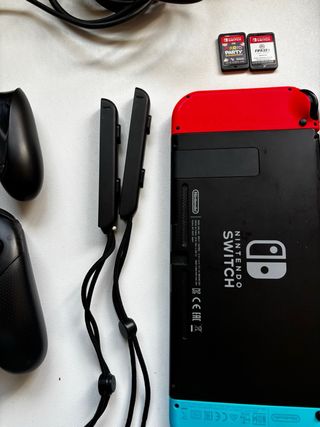Nintendo Switch Azul/Rojo, segundo mando y juegos