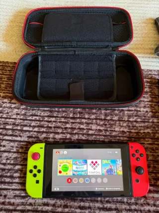 Nintendo Switch V1 Verde y Rojo