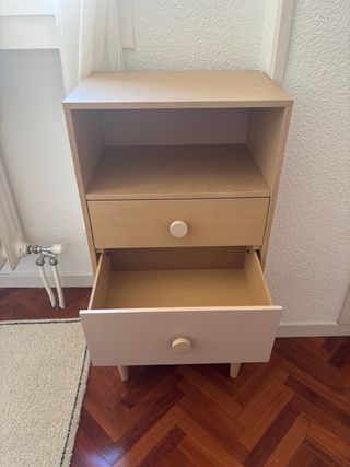 Mueble de almacenaje de madera