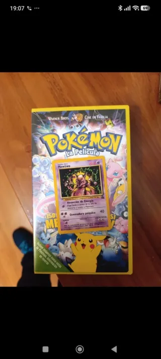 VHS Pokémon: La Película + Cromos