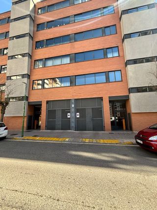 Alquiler plaza garaje calle sagrada familia