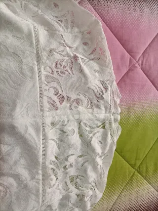 Blusa Vila encaje blanco manga larga