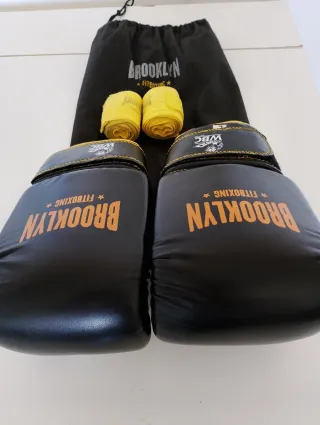 Guantes Boxeo Brooklyn Talla L + Vendas