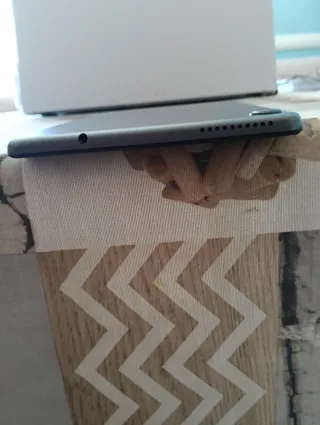 Tablet Lenovo M8 Negra