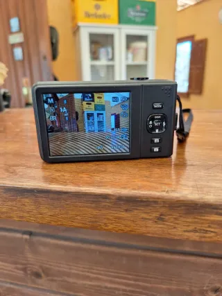 Fotocamera Kodak Pixpro con custodia